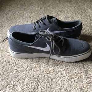 MENS STEFAN JANOSKI NIKE SHOES